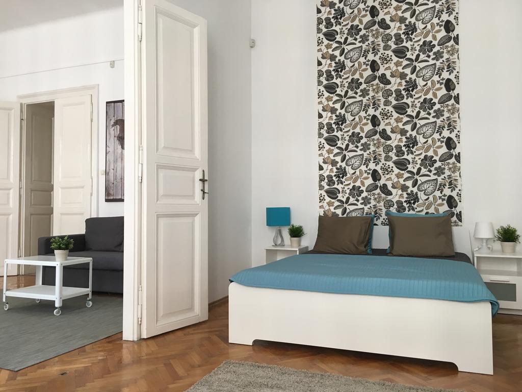 Budget Apartment By Hi5-Rakoczi 24 Budapest Ngoại thất bức ảnh