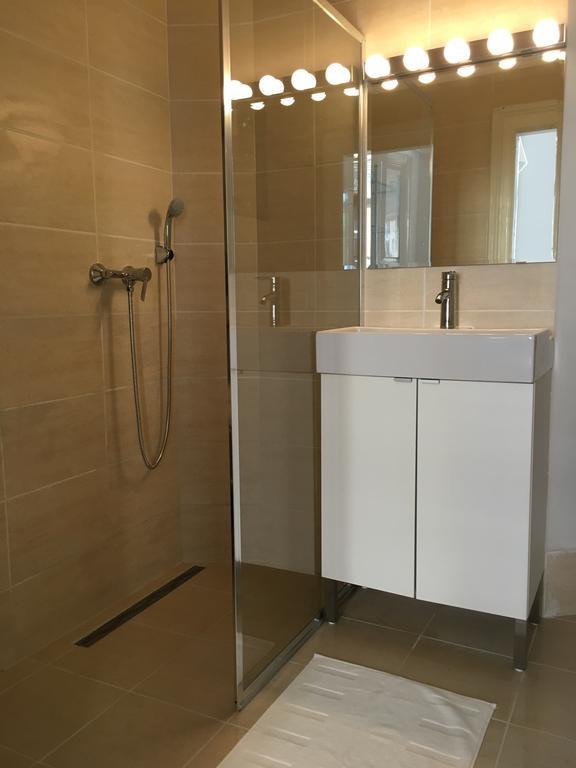Budget Apartment By Hi5-Rakoczi 24 Budapest Ngoại thất bức ảnh
