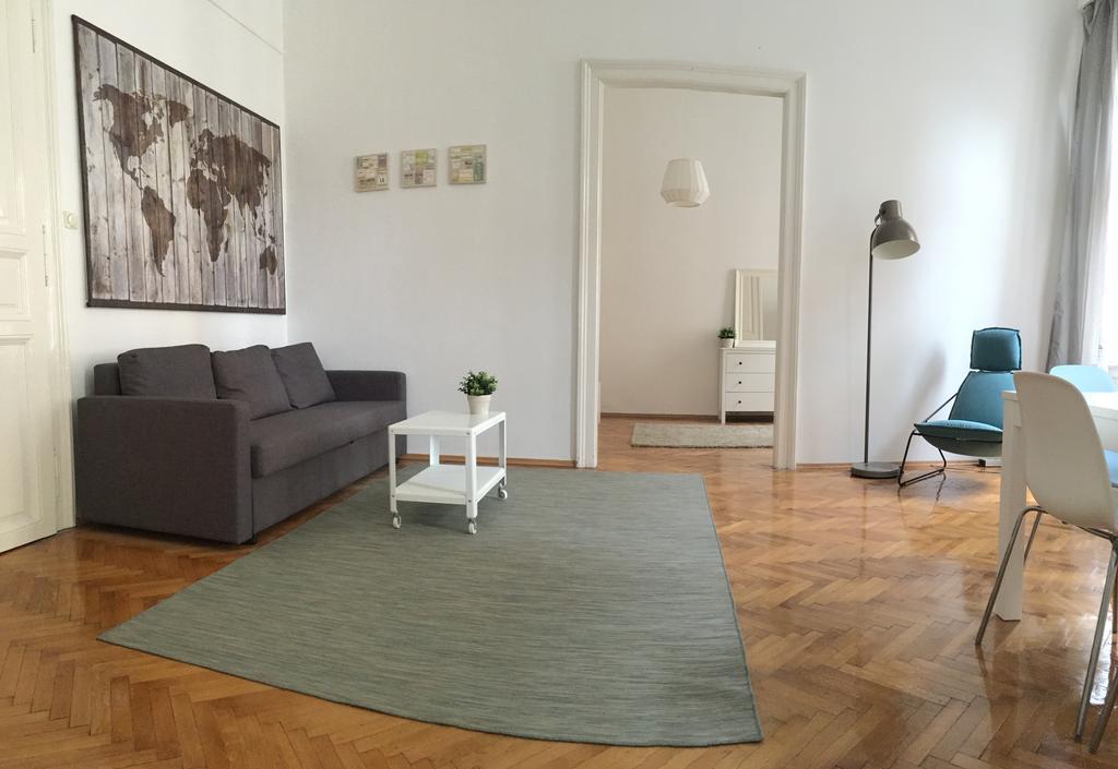 Budget Apartment By Hi5-Rakoczi 24 Budapest Ngoại thất bức ảnh