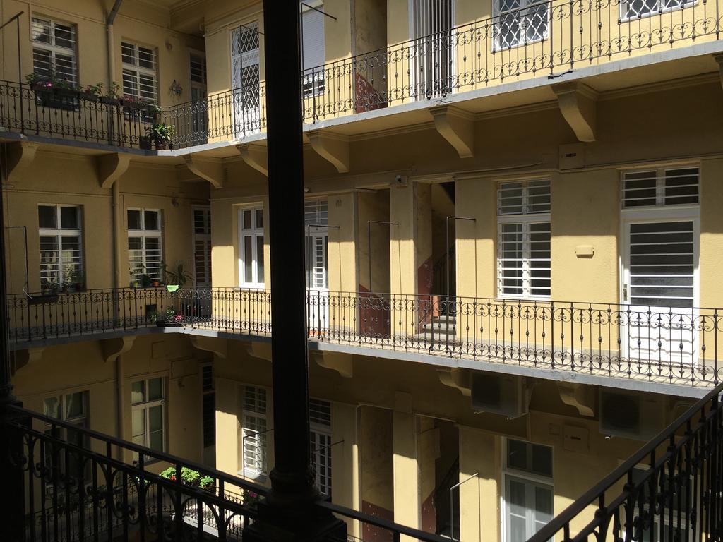 Budget Apartment By Hi5-Rakoczi 24 Budapest Ngoại thất bức ảnh