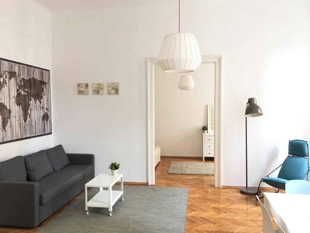 Budget Apartment By Hi5-Rakoczi 24 Budapest Ngoại thất bức ảnh